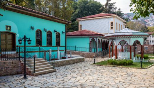 Bursa Mevlevihanesi: Yeniden Hayat Bulan Tarihi Mekan