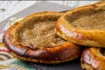 Tahinli Pide (Tahanlı): Bursa’nın Vazgeçilmez Kahvaltılık Lezzeti